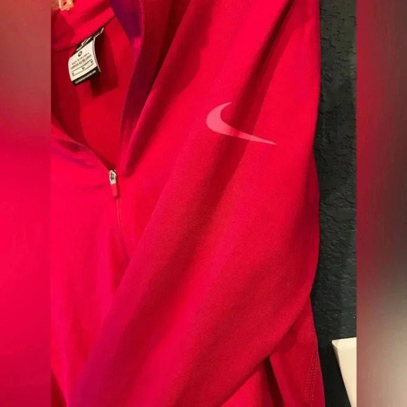 Neon Pink / pink Swoosh Nikepro Zip-Up - Picture 2 of 3